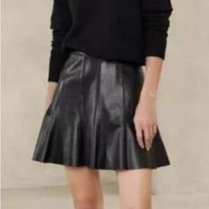 Banana Republic Black Lamb Leather Mini Skirt Sz. 8